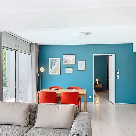 Апартаменты Standing Avec Terrasse, Piscine Et Acces Plage, 2 Chambres, Climatise, Parking, Pmr - Fr-1-770-28