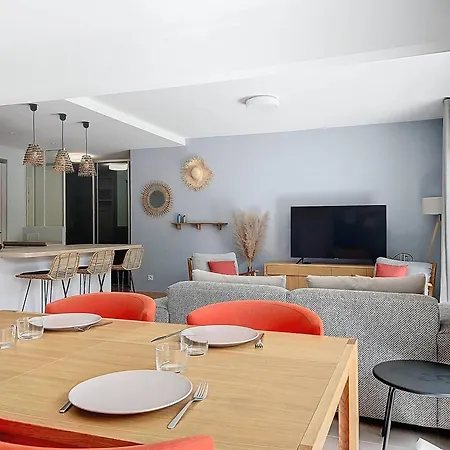 Standing Avec Terrasse, Piscine Et Acces Plage, 2 Chambres, Climatise, Parking, Pmr - Fr-1-770-28 Апартаменты Сен-Сир-сюр-Мер