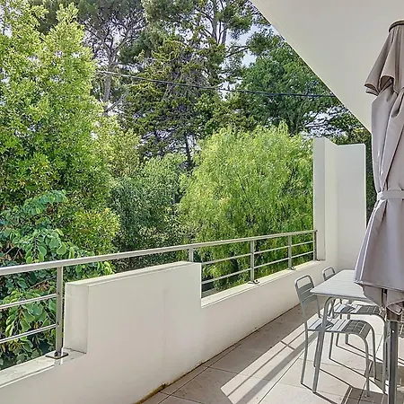 Standing Avec Terrasse, Piscine Et Acces Plage, 2 Chambres, Climatise, Parking, Pmr - Fr-1-770-28 Апартаменты *